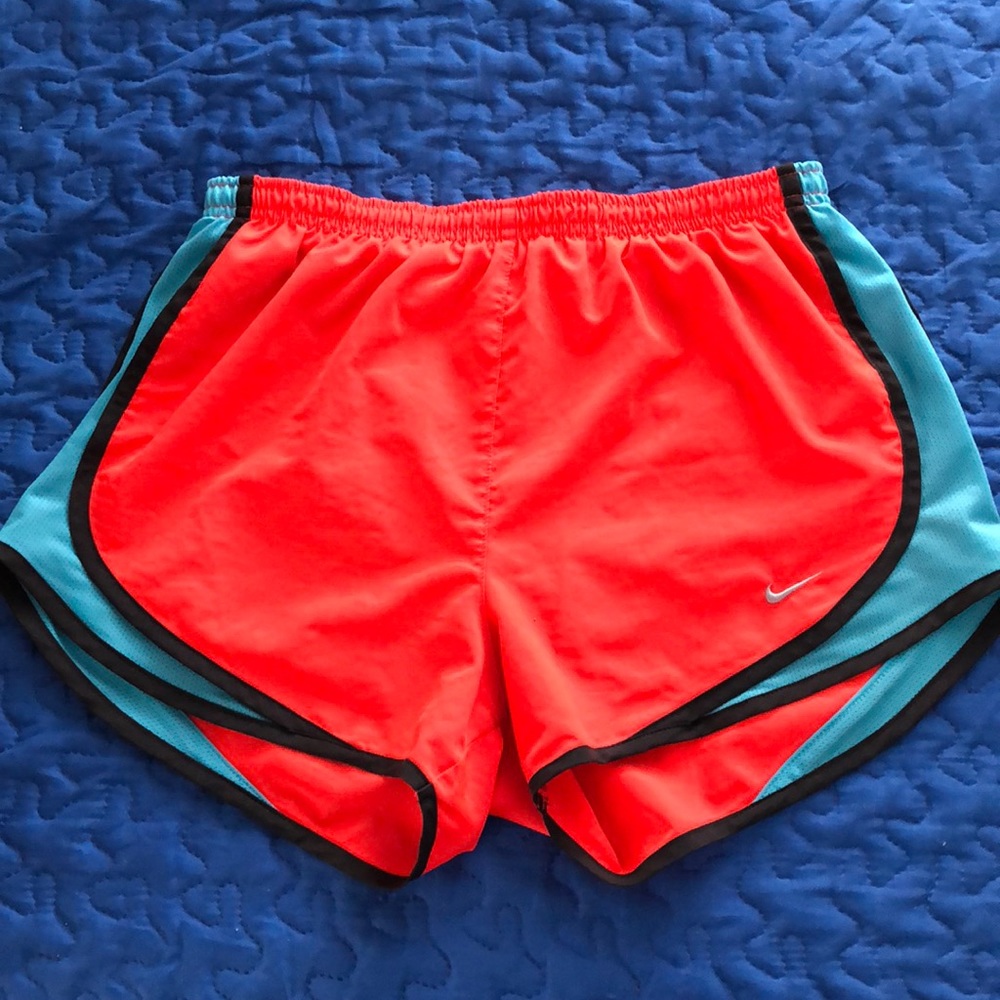 Nike Tempo Shorts size small